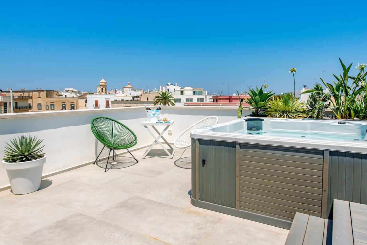 Belvedere Apartment & Pool - Housea Полиняно а Маре Екстериор снимка