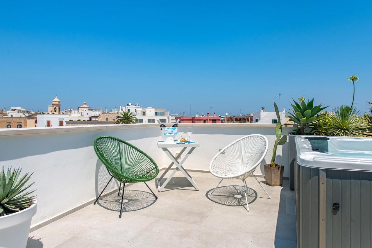 Belvedere Apartment & Pool - Housea Полиняно а Маре Екстериор снимка